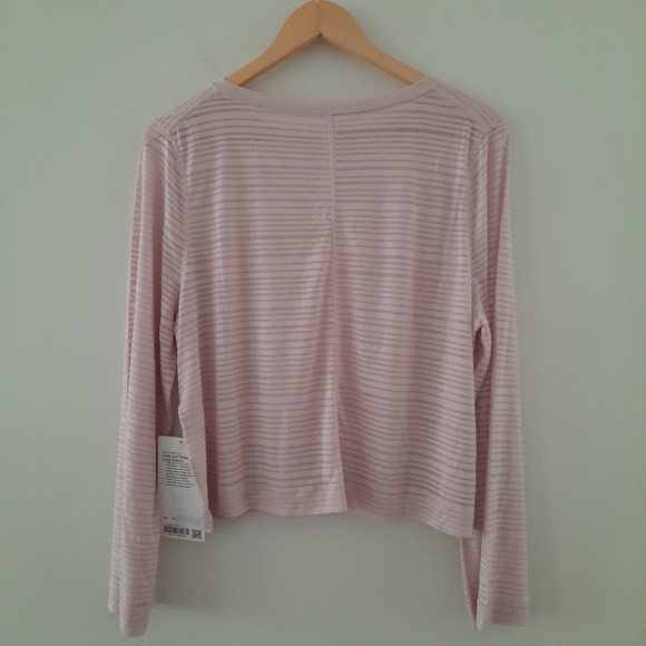 Lululemon Clear and Present Misty Pink Long Sleeve - Picture 2 of 12